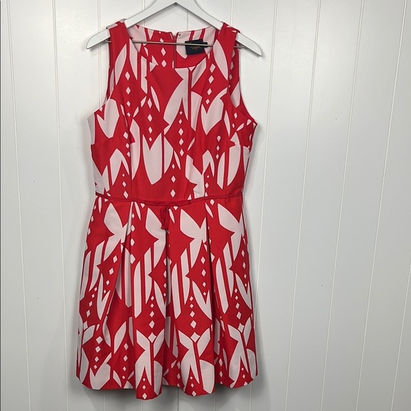 Just Taylor Womens Dress 12 Red White Fit & Flare Sleeveless Zip Back Pleats EUC - Picture 1 of 15